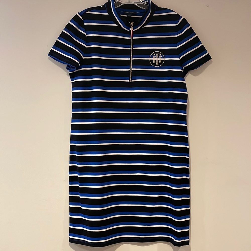 Tommy Hilfiger stripped knit Zip-Up midi dress. Size L/G